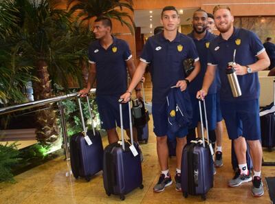Componentes de la delegación auriazul ayer a su arribo la ciudad de Puerto Ordaz donde mañana jugará frente a Mineros.