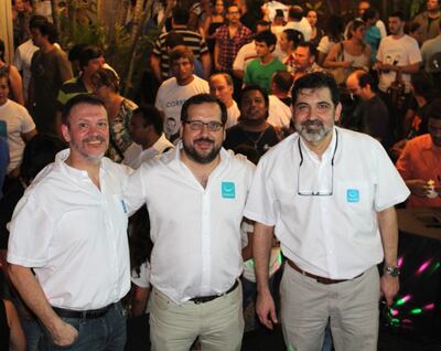 Eduardo Viedman (centro), junto a los actuales legisladores de Hagamos Tito Ibarrola y Antonio "Tony" Apuril.