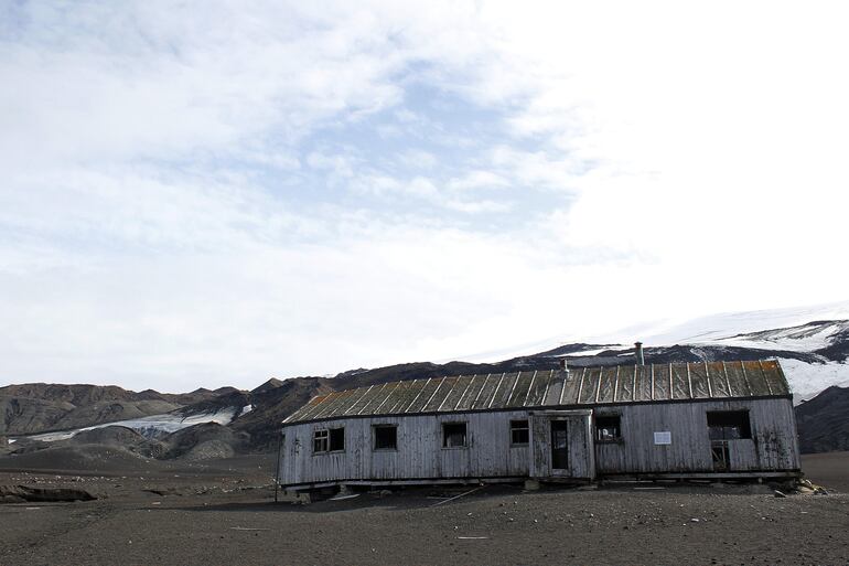 /pf/resources/images/abc-placeholder.png?d=2397