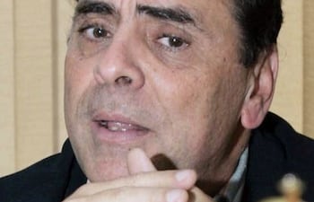 hector-navarro-fue-cesado-por-apoyar-a-un-dirigente-que-denuncio-la-corrupcion-efe-204302000000-1100408.jpg