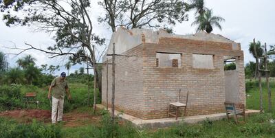 En marzo del   2019 la obra del colegio Cerrito estaba en este estado. Pese a no estar concluida fue recepcionada por la Comuna.