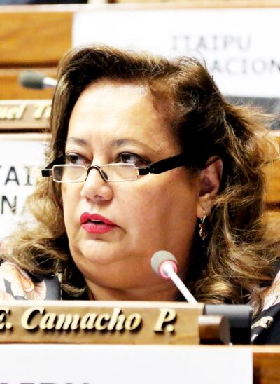 La diputada Norma Camacho (PEN, Central) afirma que el país vive en inestabilidad y desgobierno por culpa de los colorados.