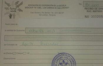 denuncian-cobro-excesivo-en-cooperadoras-escolares-121321000000-1783412.jpg