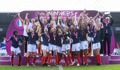 El festejo de las francesas.