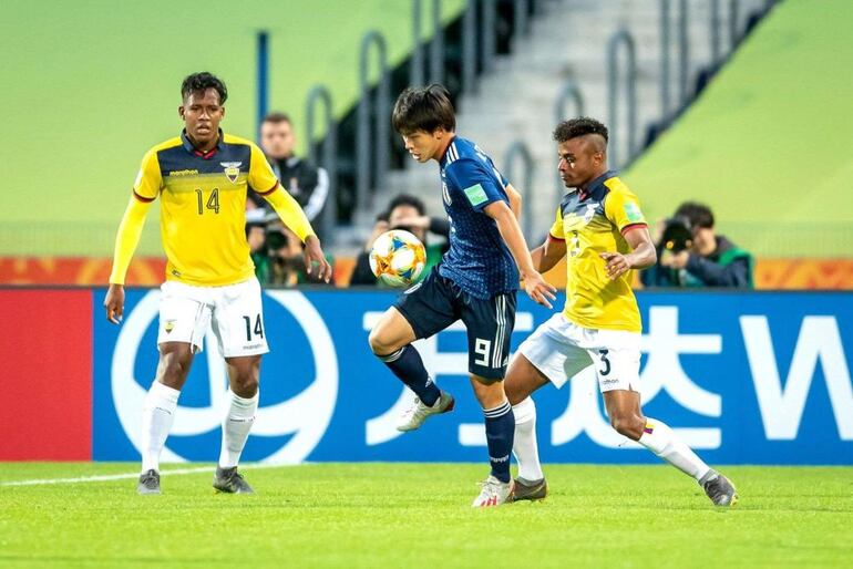 /pf/resources/images/abc-placeholder.png?d=2395