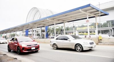 El "metrobús abierto" consiste en carriles exclusivos para colectivos.