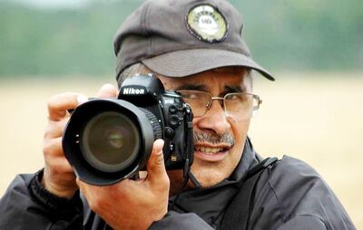 Pablo Medina, en una fotografía que retrata su tesonera labor periodística.