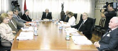 /pf/resources/images/abc-placeholder.png?d=2443