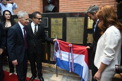 /pf/resources/images/abc-placeholder.png?d=2393