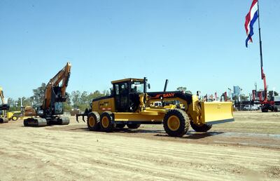 La inauguración oficial de la tercera edición de la Expo Máquina se cumplió ayer y contó con la presencia del ministro de Obras Públicas y Comunicaciones, Arnoldo Wiens.