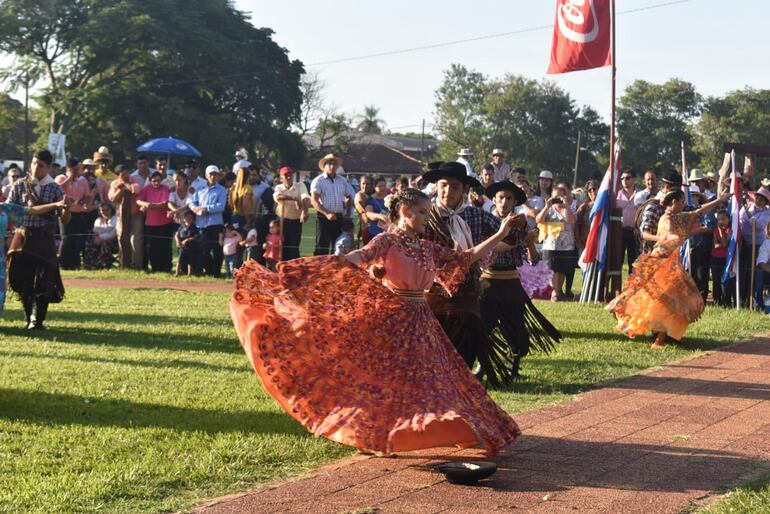 Se desarrolló con gran éxito la tercera jornada de la Fiesta de la Tradición Misionera.