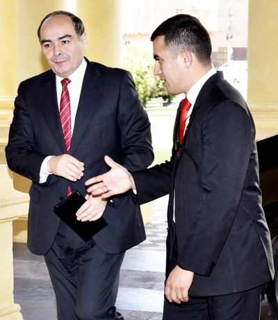 Antonio Rivas (izq.) se reunió ayer con Mario Abdo, en Palacio.