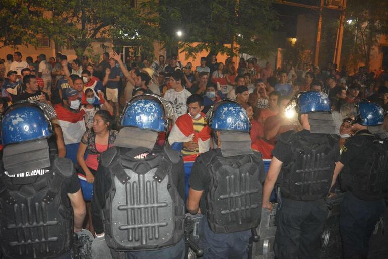 /pf/resources/images/abc-placeholder.png?d=2393