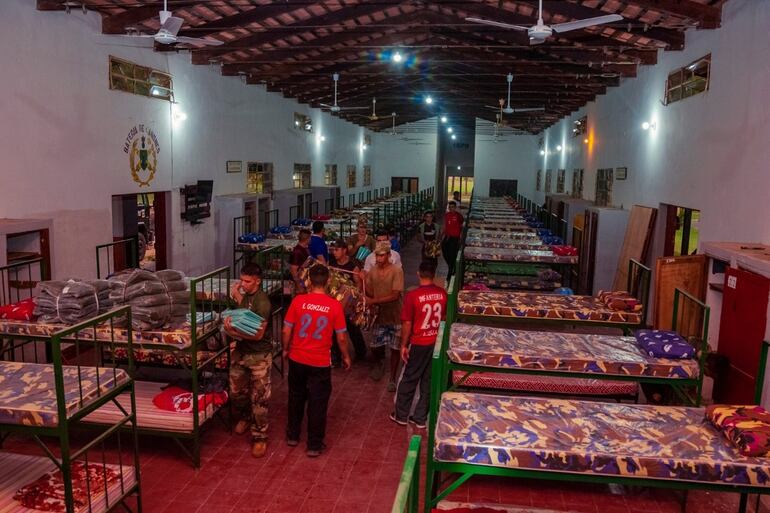 El albergue en el Comando de Artillería de Paraguarí.