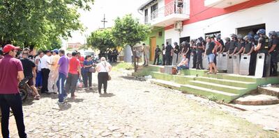 /pf/resources/images/abc-placeholder.png?d=2394