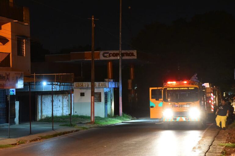 Peligrosa fuga de gas tras choque en un surtidor en San Lorenzo