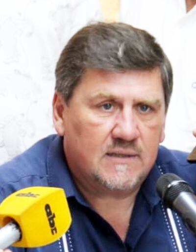 Blas Antonio Llano Ramos (PLRA), presidente de la Cámara de Senadores, impulsa una administración austera.