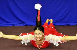 alma-cattebeke-demostro-toda-su-gracia-y-su-destreza-en-la-danza-paraguaya--195923000000-1331447.jpg