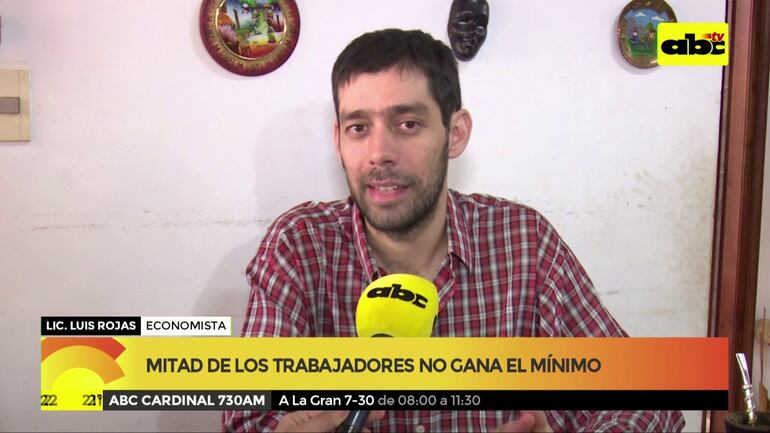 El economista Luis Rojas explica que los beneficios de los funcionarios públicos representan un porcentaje marginal del presupuesto.