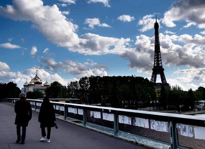París desolada. Al igual que  Francia, muchos países mantienen las restricciones de ingreso a sus territorios.