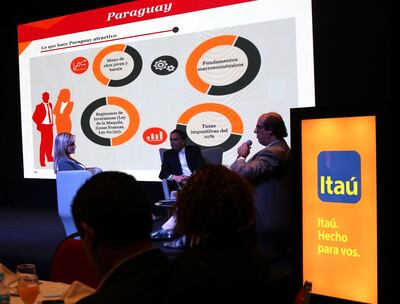 Referentes de Price Waterhouse expusieron ayer acerca de la macroeconomía del Paraguay.