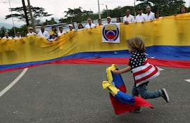 medicos-piden-en-colombia-ayuda-humanitaria-para-venezuela-211058000000-1803071.JPG