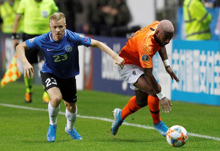 Holanda goleó a Estonia.