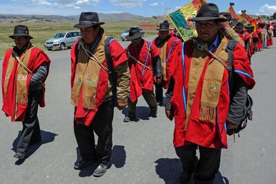 Ponchos Rojos, milicia Aymara de Bolivia.