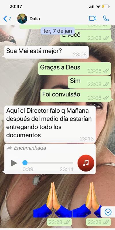 Mensaje mediante el que Dalia avisa a la Paula Oliveira la marcha de sus gestiones.