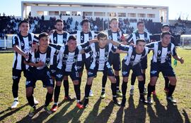 plantel-principal-de-la-liga-gobernador-rivera-que-levanto-cabeza-el-domingo-ultimo--221815000000-1750154.jpg