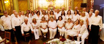 Las cena de conmemoración del Día de las Rosas en el recuerdo, por haber cumplido 50 años de la Promo Inter 69, se realizó en el Gran Hotel del Paraguay.