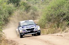 el-skoda-fabia-de-la-tripulacion-nacional-integrada-por-gustavo-saba-y-victor-aguilera-durante-la-clasificacion-de-ayer-por-la-manana-en-la-super-es-215845000000-546738.jpg