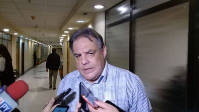 Senador Hugo Richer.