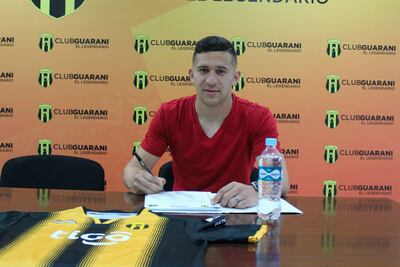 Jorge Morel amplió su contrato con Guaraní