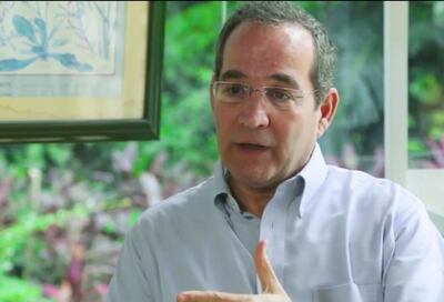 “El Gobierno mide pobreza a G. 600.000 por persona por mes en el hogar”, dice Martín Burt.