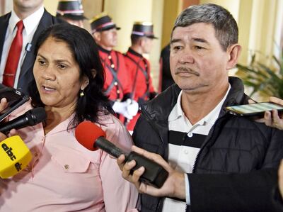 Obdulia Florenciano y Apolonio Morínigo, padres del suboficial Edelio Morínigo, en una visita al Palacio en setiembre del 2019.