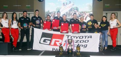 Los ganadores: Tadeo Carrasco, Fabrizio Galanti, Gustavo Scheid, Marco Galanti, Marcelo Toyotoshi, Alejandro Galanti, Riyosuke Shima, Carlos Almada y Beto Ramírez.