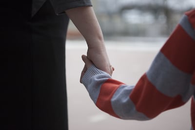 Es mejor llegar tarde a la cita con el dentista o al trabajo que pegarle al propio hijo.
