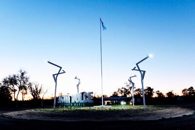 La rotonda Cuatro Bocas fue habilitada el sábado último. Alrededor se busca crear un centro urbano para la población.