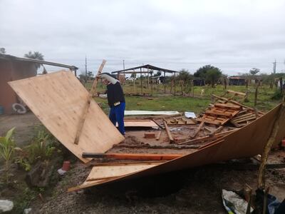 Los ocupantes tienen tres horas para desmantelar sus precarias viviendas.