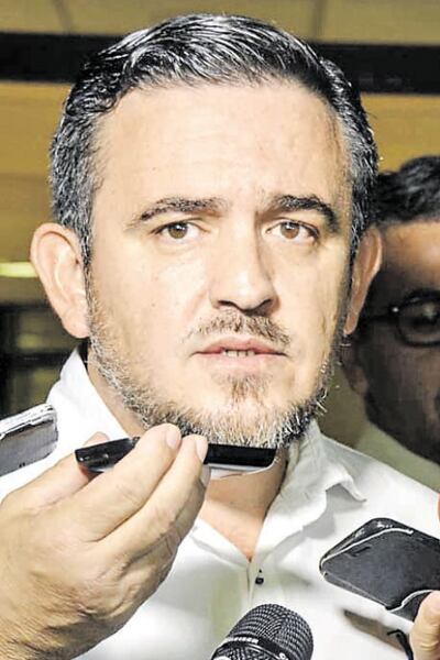 Eduardo Petta, ministro de Educación.