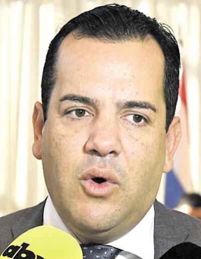 El ministro de Agricultura, Rodolfo Friedmann, anunció que caerán con todo a los que inflan precios en plena crisis.