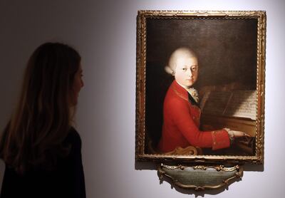 Una pintura muestra al célebre compositor austriaco Wolfgang Amadeus Mozart, cuando tenía 13 años de edad, en 1770.