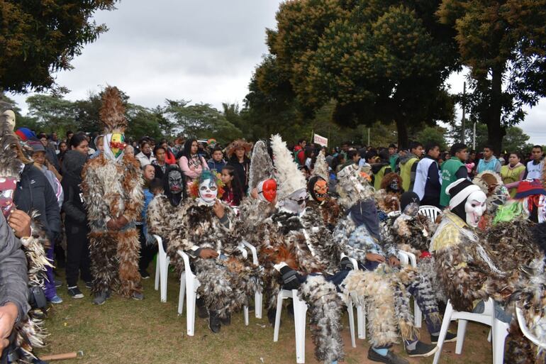 Celebración litúrgica en honor a San Francisco Solano de la Compañía Minas de Emboscada.