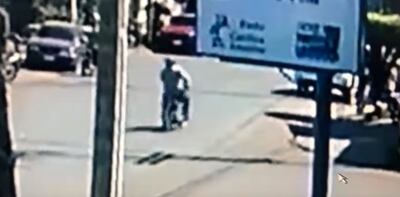 Una cámara registró el crimen del aduanero.