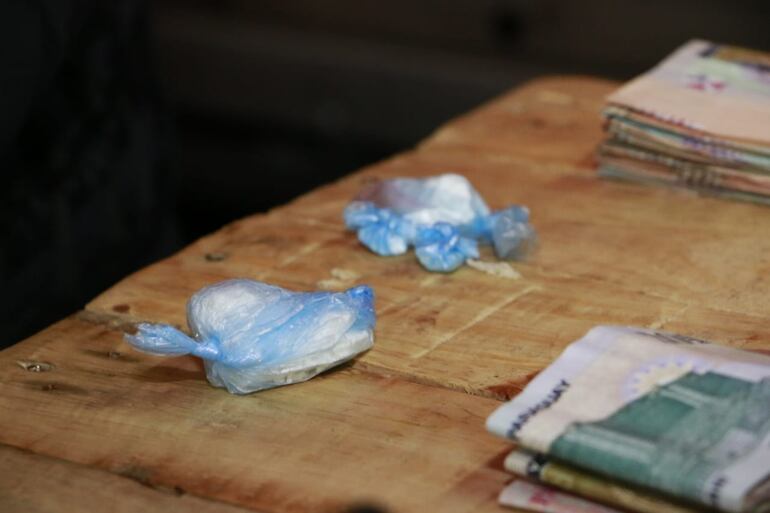 Cocaína era vendida en la lomitería a estudiantes de barrio San Pablo de Asunción.