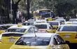 Los taxistas pretenden que haya solo 1 Uber por cada 50 taxistas, es decir, 26 conductores de Uber en todo Asunción.