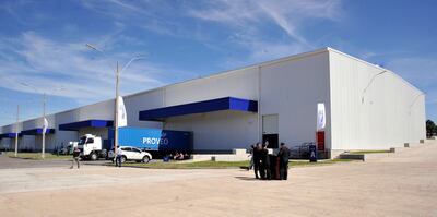 Gigantescos depósitos de almacenamientos dotados con sistemas de alta tecnología conforman el Parque Logístico Proveo.