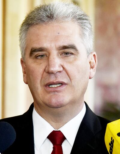 Enrique Bacchetta, senador y líder de bancada de Colorado Añetete en el Senado. Visitó ayer al Presidente, en Palacio.