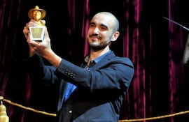 abel-pintos-triunfa-en-los-principales-premios-musicales-argentinos-150019000000-1593877.jpg
